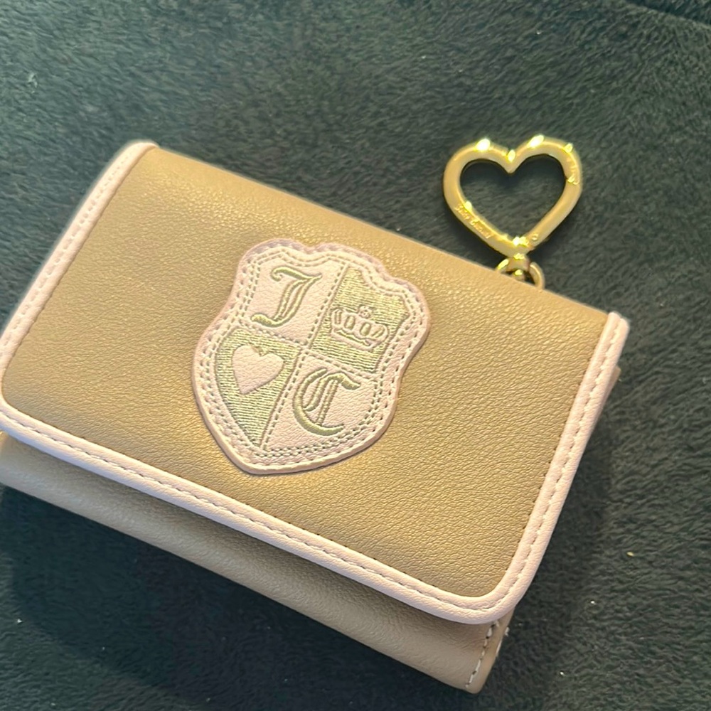 Juicy couture wallet blush and tan new no tags never used no flaws